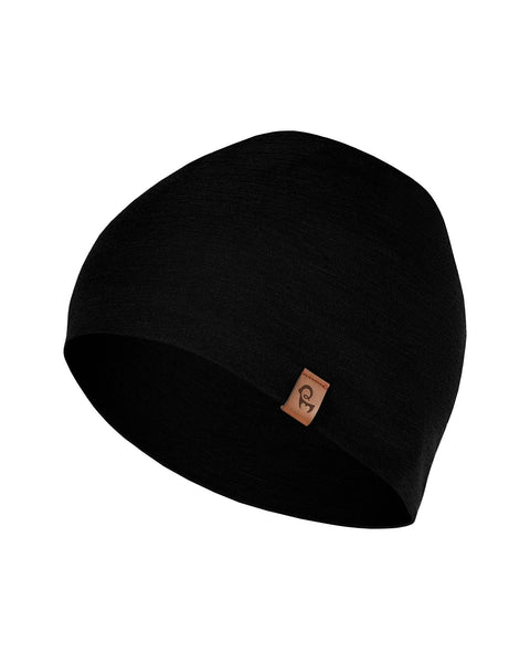 the menique kids' merino beanie in the color black, white background.