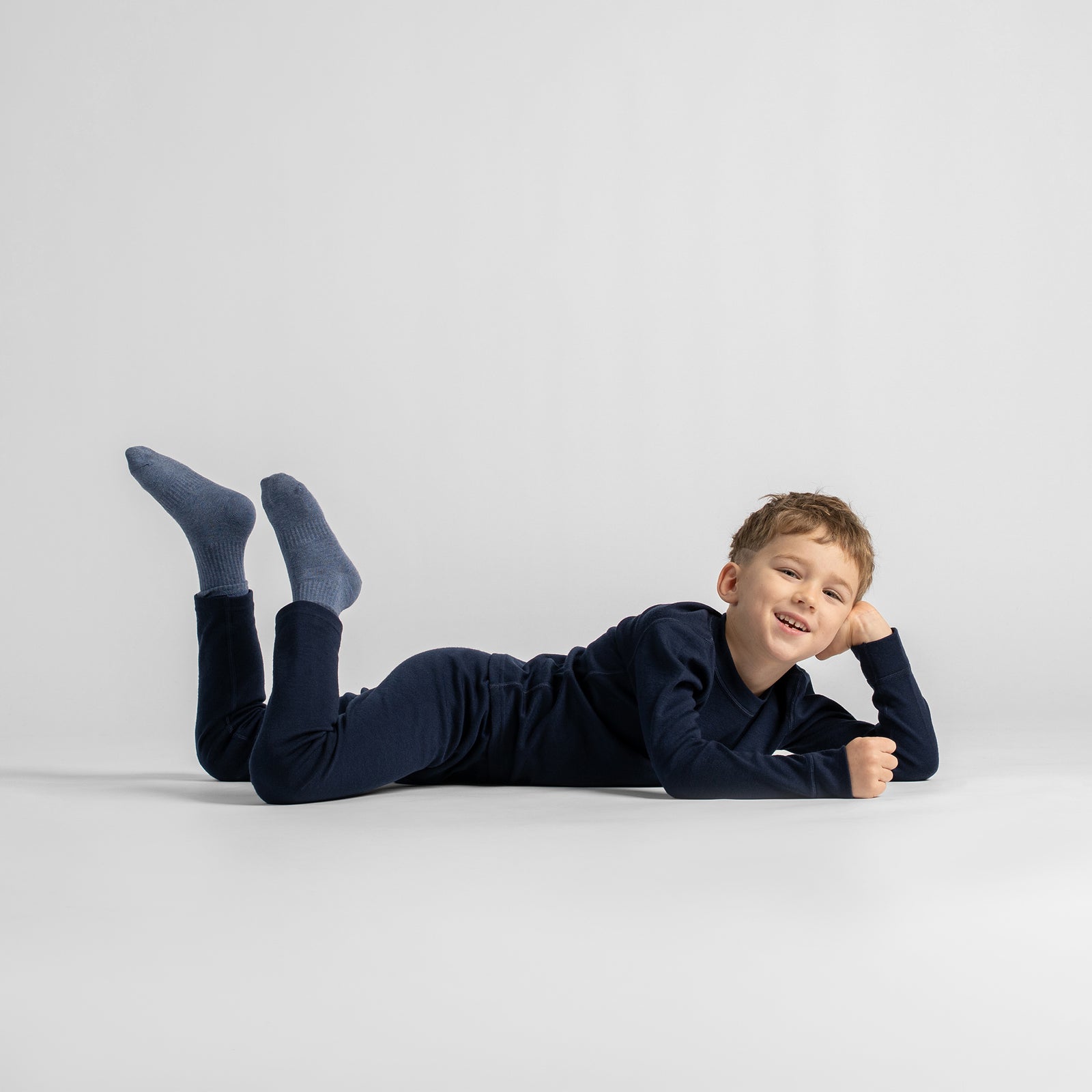 2-delige set met shirt met lange mouwen en broek van middelzware merinowol voor kinderen