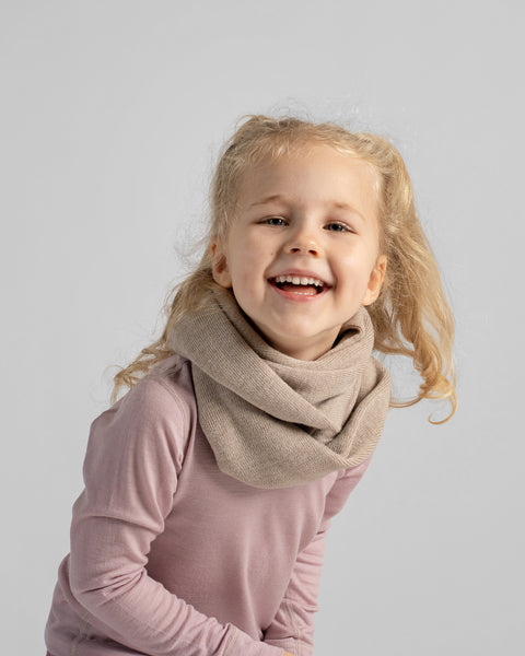 Oneindige lus-sjaal van merinowol voor kinderen
