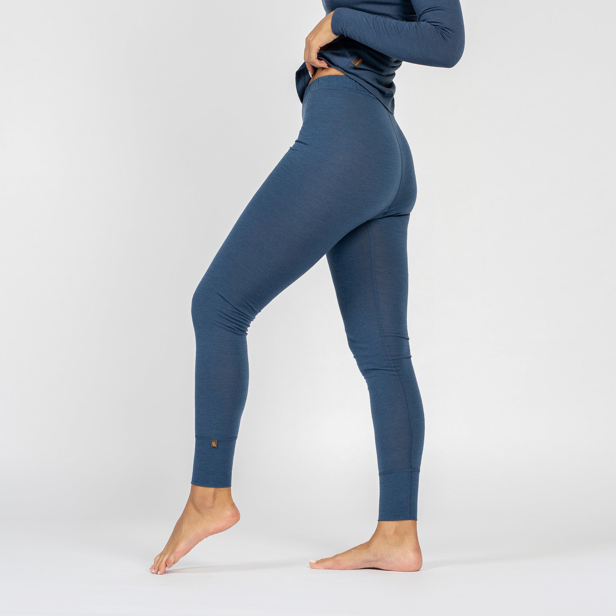 Dames set van een lange mouw top en legging in denimblauw van merinowol.