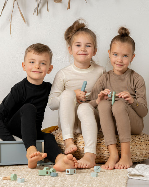 Kids' 160 Long Sleeve &amp; Bottom 2-Piece Beige